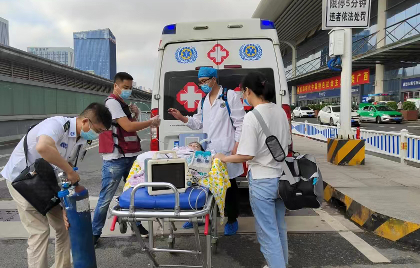 朝阳救护车出租公司